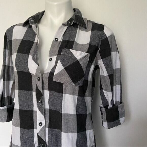 Woolrich Buffalo Check Plaid Button Down - Picture 4 of 10